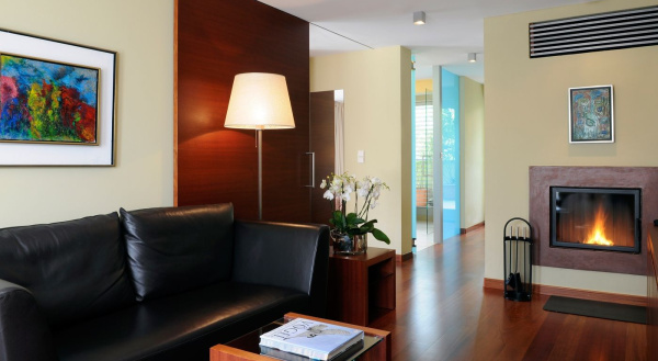 Rooms & Suites