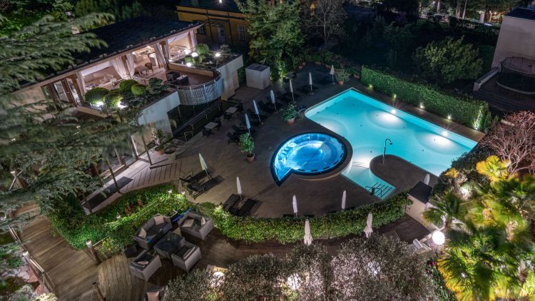 Pool Nacht