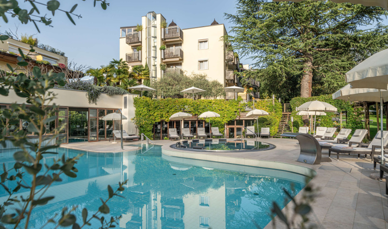 Hotel & ambience