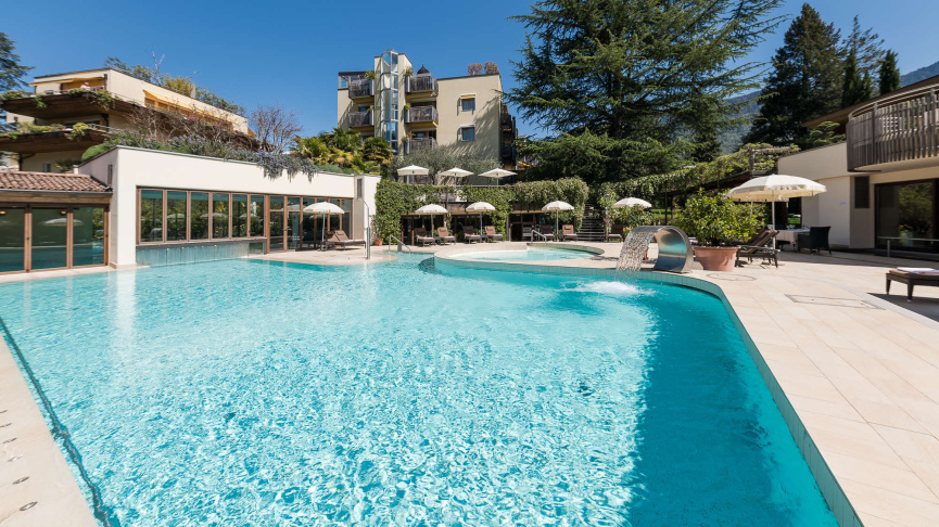 Outdoor Pool | 5 Sterne Park Hotel Mignon